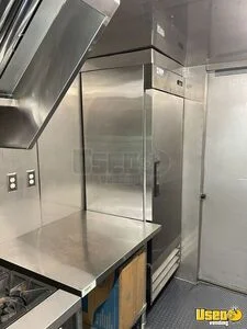 2006 E-350 Step Van All-purpose Food Truck Upright Freezer Florida Gas Engine for Sale