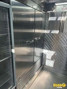 2006 E-450 Catering Food Truck Work Table California Gas Engine for Sale