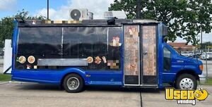 2006 E-450 Kitchen Food Truck All-purpose Food Truck Air Conditioning Texas Diesel Engine for Sale
