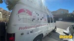 2006 E250 Pet Care / Veterinary Truck Interior Lighting Nevada for Sale