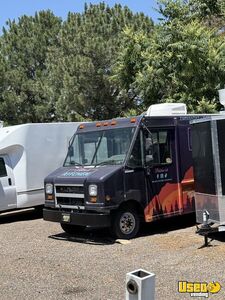 2006 E350 All-purpose Food Truck Diamond Plated Aluminum Flooring Colorado Gas Engine for Sale