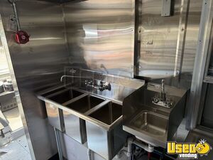 2006 E350 All-purpose Food Truck Prep Station Cooler Colorado Gas Engine for Sale