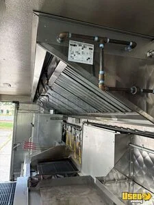 2006 E350 Barbecue Food Truck Electrical Outlets Massachusetts Gas Engine for Sale