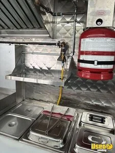 2006 E350 Barbecue Food Truck Hot Water Heater Massachusetts Gas Engine for Sale