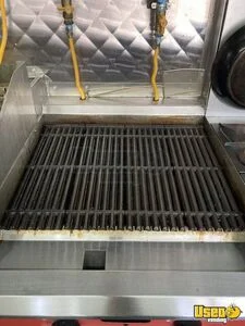 2006 E350 Barbecue Food Truck Insulated Walls Massachusetts Gas Engine for Sale