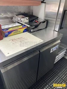 2006 E350 Barbecue Food Truck Shore Power Cord Massachusetts Gas Engine for Sale