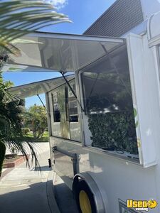 2006 E350 Coffee & Beverage Truck Awning California Gas Engine for Sale