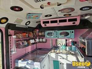 2006 E350 Ice Cream Truck Fire Extinguisher Kansas Gas Engine for Sale