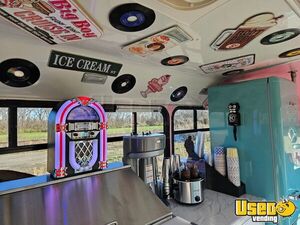 2006 E350 Ice Cream Truck Microwave Kansas Gas Engine for Sale