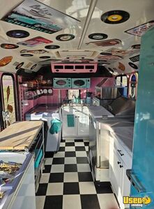 2006 E350 Ice Cream Truck Prep Station Cooler Kansas Gas Engine for Sale