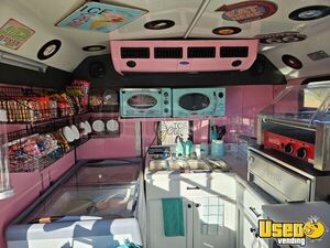 2006 E350 Ice Cream Truck Refrigerator Kansas Gas Engine for Sale