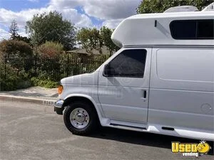 2006 E350 Pet Care / Veterinary Truck Generator California for Sale