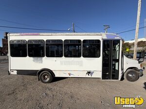 2006 E350 Shuttle Bus 2 Tennessee for Sale