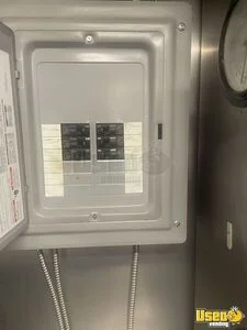 2006 E450 All-purpose Food Truck Fire Extinguisher Indiana Gas Engine for Sale