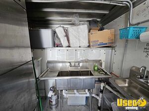 2006 E450 All-purpose Food Truck Upright Freezer Kansas Gas Engine for Sale