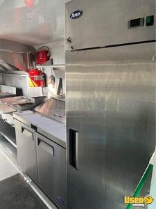 2006 E450 Kitchen Food Truck All-purpose Food Truck Propane Tank California Gas Engine for Sale