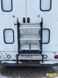 2006 E450 Mobile Boutique Transmission - Automatic Ohio Gas Engine for Sale
