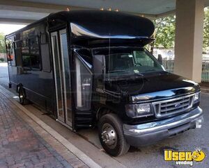 2006 E450 Mobile Party Bus Party Bus Virginia Gas Engine for Sale
