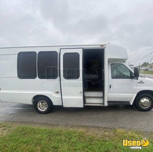 2006 E450 Party Bus Air Conditioning Kentucky Gas Engine for Sale