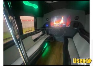 2006 E450 Party Bus Insulated Walls Kentucky Gas Engine for Sale