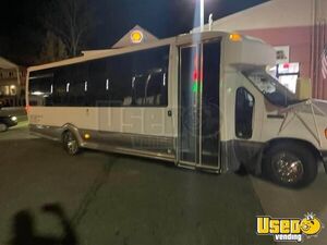 2006 E450 Party Bus Party Bus Air Conditioning Connecticut Diesel Engine for Sale