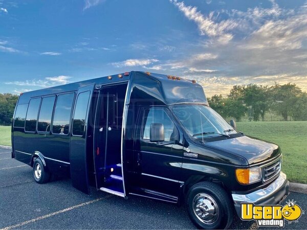 2006 E450 Party Bus Party Bus Texas Diesel Engine for Sale