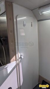 2006 E450 Pet Care / Veterinary Truck Additional 3 Washington Gas Engine for Sale