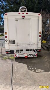 2006 E450 Pet Care / Veterinary Truck Bathroom Washington Gas Engine for Sale