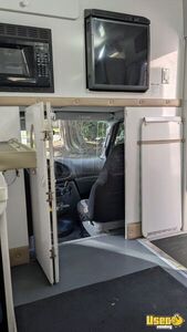 2006 E450 Pet Care / Veterinary Truck Gas Engine Washington Gas Engine for Sale