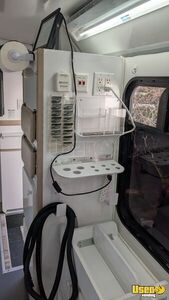 2006 E450 Pet Care / Veterinary Truck Toilet Washington Gas Engine for Sale