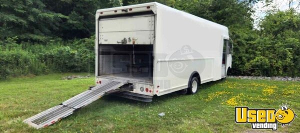 2006 E450 Stepvan West Virginia Gas Engine for Sale