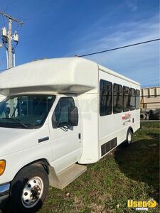 2006 Ecoline Shuttle Bus Air Conditioning Kansas Gas Engine for Sale