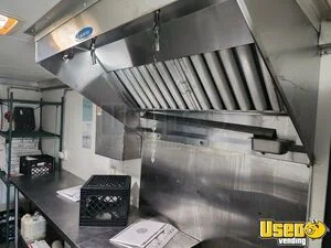 2006 Econoline All-purpose Food Truck Diamond Plated Aluminum Flooring Tennessee Gas Engine for Sale
