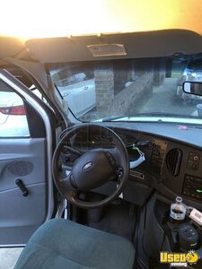 2006 Econoline Shuttle Bus Shuttle Bus 12 Louisiana Gas Engine for Sale