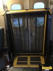 2006 Econoline Shuttle Bus Shuttle Bus 18 Louisiana Gas Engine for Sale