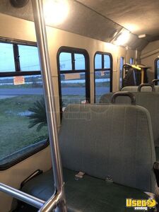 2006 Econoline Shuttle Bus Shuttle Bus 23 Louisiana Gas Engine for Sale