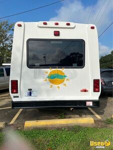 2006 Econoline Shuttle Bus Shuttle Bus 9 Louisiana Gas Engine for Sale
