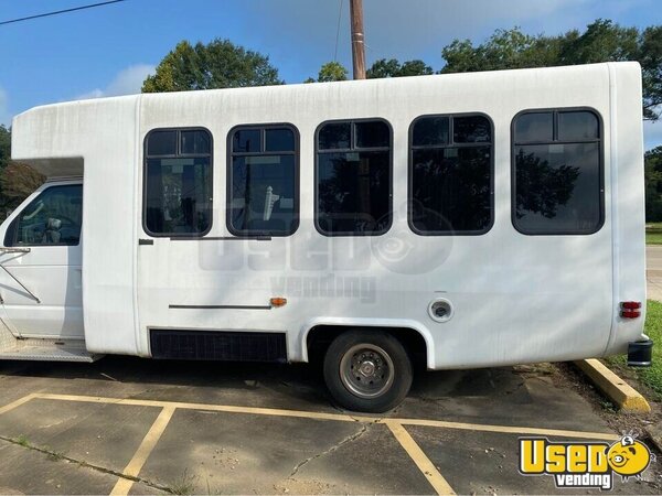 2006 Econoline Shuttle Bus Shuttle Bus Louisiana Gas Engine for Sale