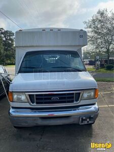2006 Econoline Shuttle Bus Shuttle Bus Sound System Louisiana Gas Engine for Sale