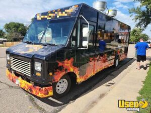 2006 Ford Econoline F450 Step Van Mobile BBQ Concession Truck w/ Full Kitchen for Sale in Colorado!