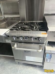 2006 Econoliner 450 All-purpose Food Truck Diamond Plated Aluminum Flooring Colorado Gas Engine for Sale