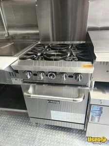2006 Econoliner 450 All-purpose Food Truck Diamond Plated Aluminum Flooring Colorado Gas Engine for Sale