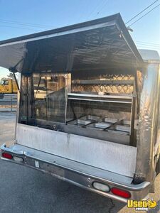 2006 F-250 Super Duty Xl Lunch Serving Food Truck Lunch Serving Food Truck Transmission - Automatic Nebraska Gas Engine for Sale