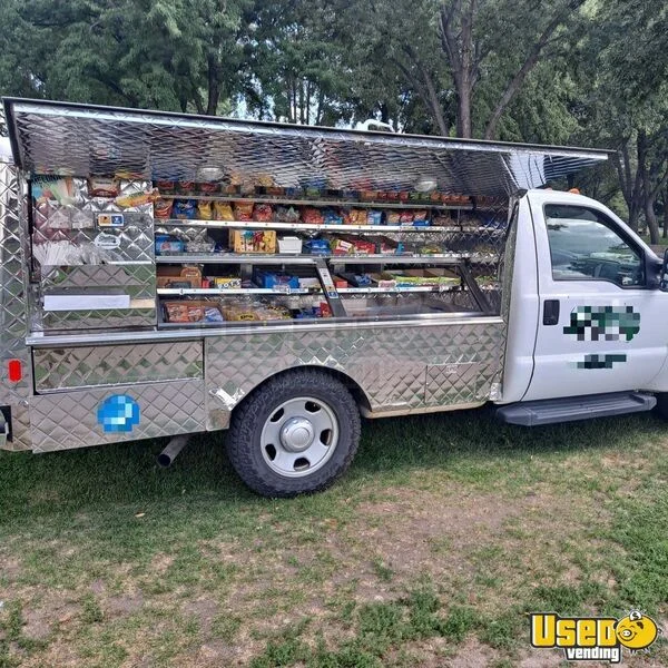 2006 F-350 Lunch Serving Food Truck Minnesota Gas Engine for Sale
