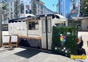 2006 F350 Snowball Truck Diamond Plated Aluminum Flooring California Gas Engine for Sale