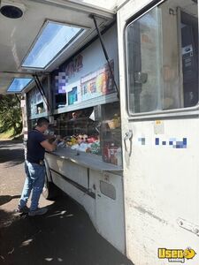2006 Food Truck All-purpose Food Truck Diamond Plated Aluminum Flooring California for Sale