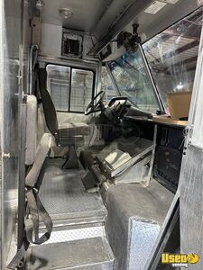 2006 Food Truck All-purpose Food Truck Diamond Plated Aluminum Flooring Texas Diesel Engine for Sale