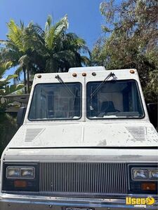 2006 Food Truck All-purpose Food Truck Exterior Customer Counter California for Sale