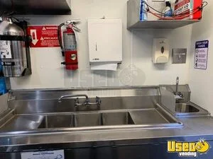2006 Food Truck All-purpose Food Truck Flatgrill California Gas Engine for Sale