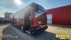 2006 - 28' Optima Food Bus with Fire Suppression System / DIY Food Unit for Sale in Nebraska!